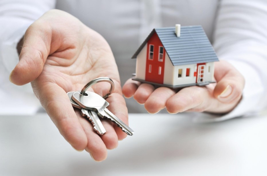 8 Crucial Factors To Consider Before Purchasing a New Home